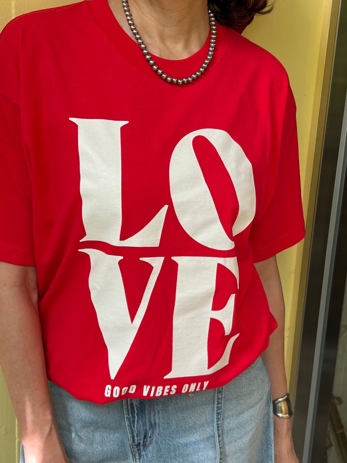 "LOVE"Tシャツ