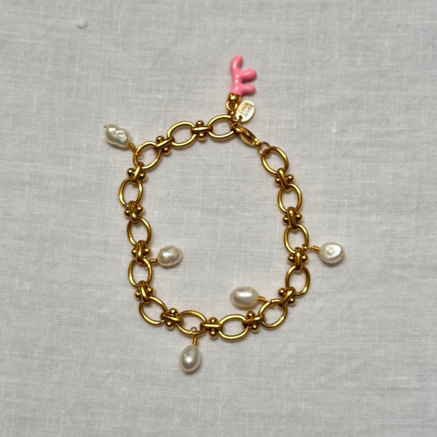 Flow by the Sea – Pearl & Coral Bracelet