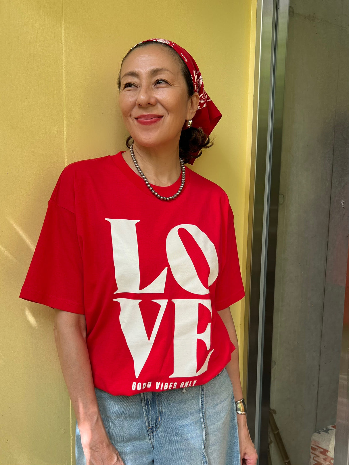 "LOVE"Tシャツ