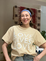 Love Gives Love Summer Edition Tee / ベージュ